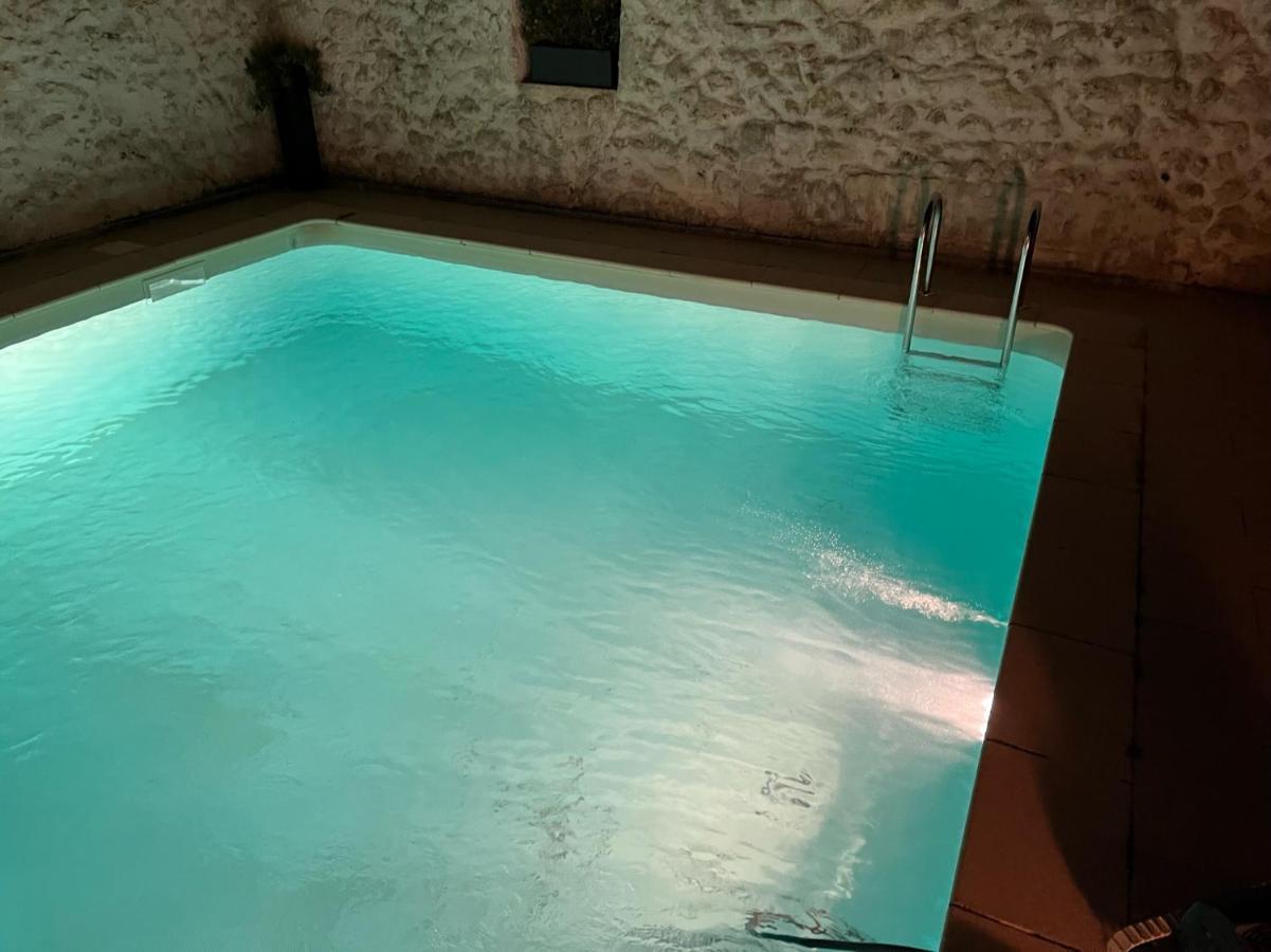 La Maison Blanche A Saint-Yzans-de-Médoc Esterno foto